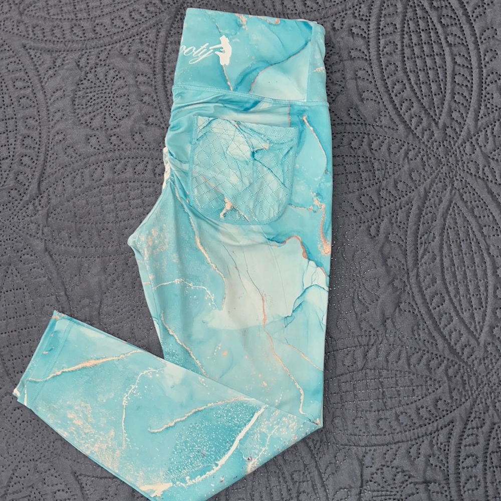 Fit Booty workout leggings women’s size Large